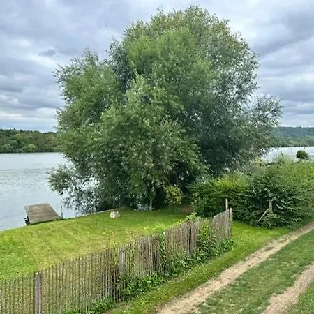펜션 La Parenthese En Bord De Seine